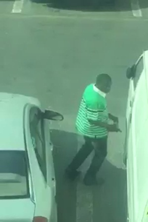 إحباط محاولة سرقة سيارة في وضح النهار .. فيديو