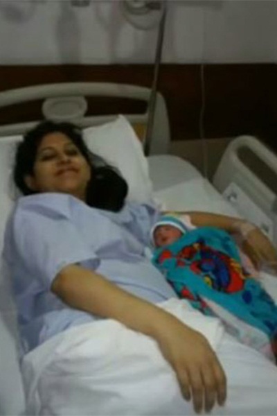 تذاكر سفر مجانية مدى الحياة لطفل يولد على متن طائرة!