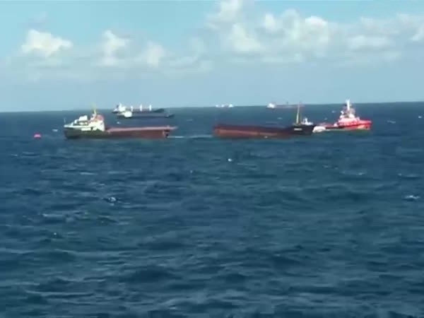 تنشطر نصفين وتغرق مثل التايتانيك .. فيديو