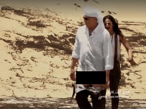 بالفيديو .. ممثل عربي يظهر بملابسه التحتية في برومو برنامج رامز جلال