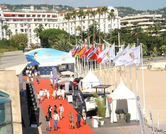 الفخامة كلّها في معرض Cannes لليخوت سنة 2016