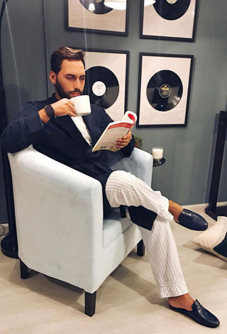 أحمد دعبس لرائد: كن نفسك دائما، استلهم الأفكار ولا تستنسخها