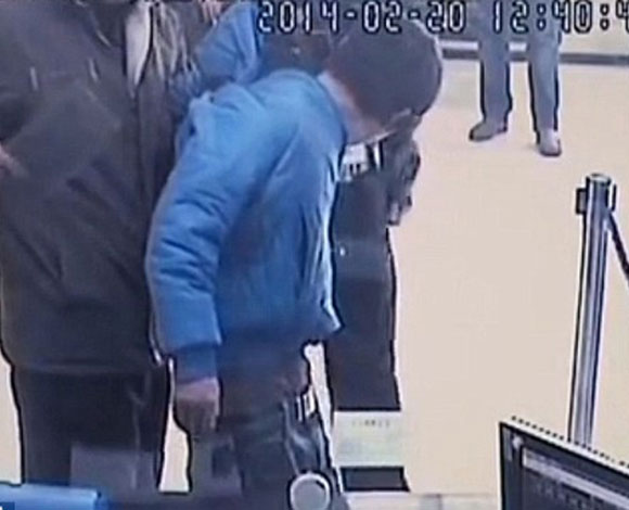 أغرب عملية سرقة تضحك الرهائن بدل إخافتهم!