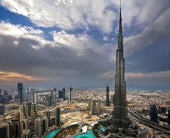 جنون الشباب الروسي يصل إلى دبي... بالصور
