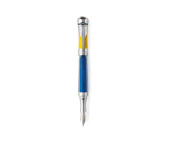 "Montegrappa" تطلق قلم الكتابة الفاخر الخاص بالنجم البرازيلي بيليه