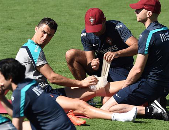 هل يخرج رونالدو من منافسات كأس العالم؟