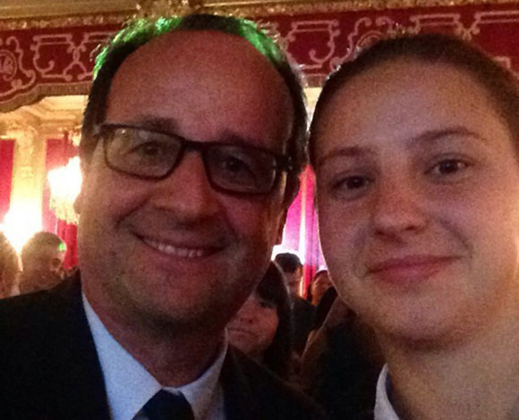 هكذا إحتفل فرانسوا هولاند بفوز منتخب فرنسا  