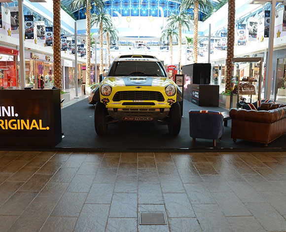 MINI تضفي أجواء التشويق على مارينا مول أبوظبي