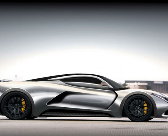 سيارة "فينوم إف 5" من Hennessey بسرعة 290 ميل في الساعة