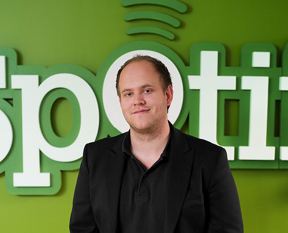 تعرّف الى دانييل إك صاحب فكرة Spotify!