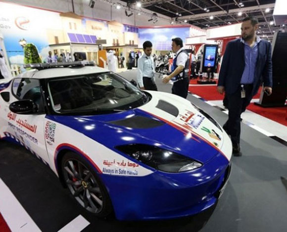 مؤسسة دبي لخدمات الإسعاف تتزود بسيارات رياضية سريعة