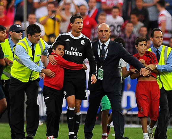 ريال مدريد يفوز على غرناطة ويتصدر الترتيب مؤقتاً