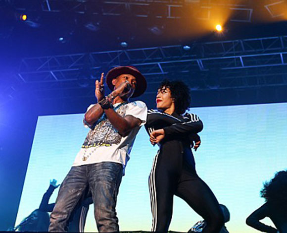 هكذا كانت أجواء Pharrell Williams في أبوظبي