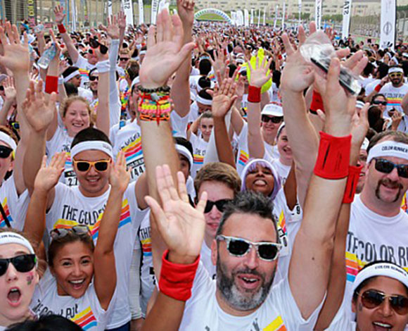 "سباق الألوان Color Run" في دبي بالصور