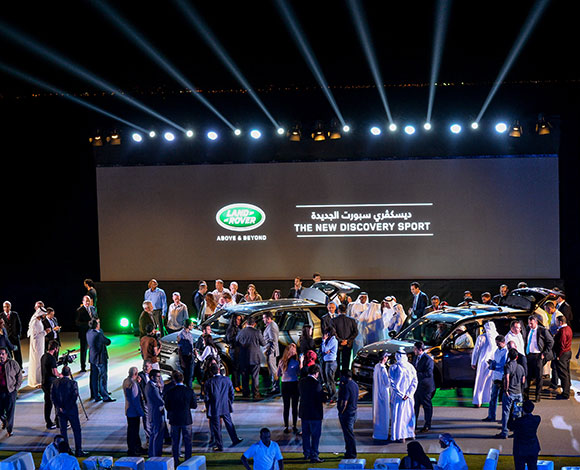 لاند روفر ديسكڤري سبورت تنطلق في ابوظبي: تصميم عصري جديد