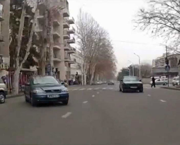 فيديو: متهور يحول لعبة Need4Speed إلى حقيقة و تفحيط في الشوارع العامة