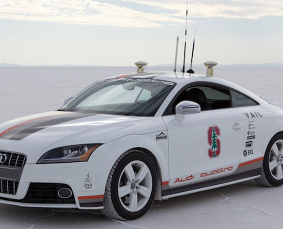 بالفيديو... علماء يطورون أسرع سيارة ذاتية القيادة فى العالم