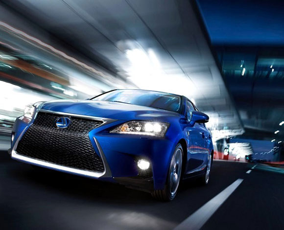 لهذه الأسباب عليك اليوم شراء سيارة هجينة صديقة للبيئة