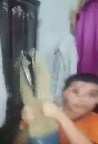 بالفيديو.. طفل سعودي يحاول قتل والده بعد خسارة "النصر"