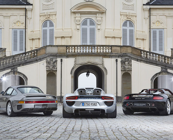 بورشه تُسدل الستار عن إنتاج طراز "918 سبايدر" الرائد تقنياً