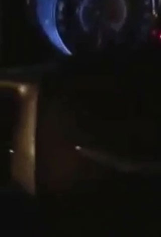 بالفيديو- سعودية تلقن متحرش بها درساً في الشارع