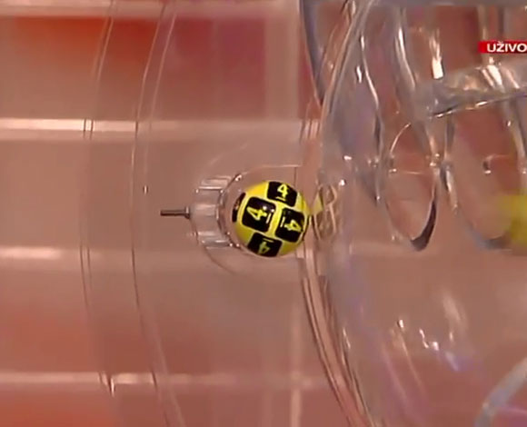 بالفيديو- فضيحة على إحدى محطات التلفزة