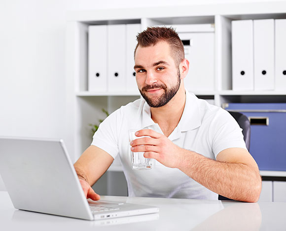 أمور خاطئة عن شرب الماء... اعلمها وتجنبها في المستقبل