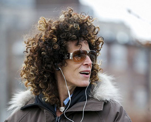 تهديدات جديدة تلاحق الممثل بيل كوسبي في قضية الاعتداء الجنسي