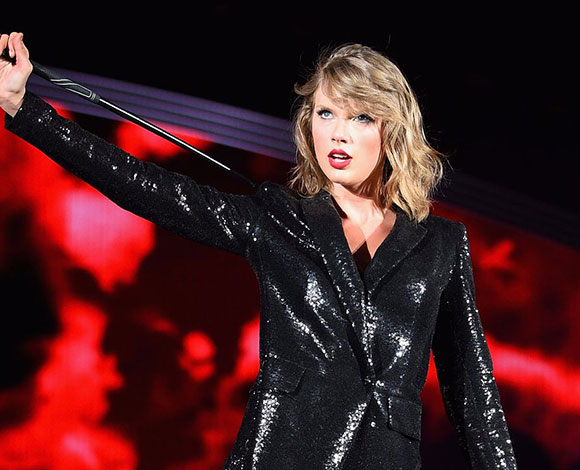 تخطت تايلور سويفت أديل لتصبح أعلى الفنانات أجرًا- وإليكم الفنانين الآخرين الأعلى أجرًا