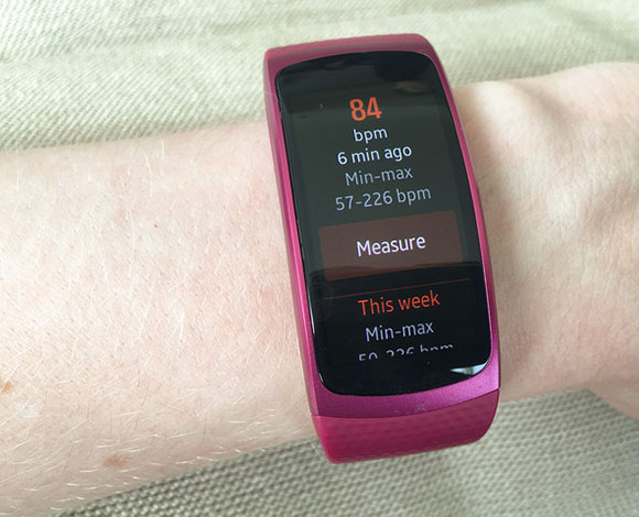 تتميز Samsung بإطلالة جديدة مع منتج Gear Fit 2