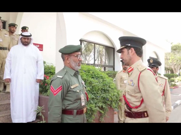 تكريم الشرطي الذي خالف نفسه في دبي