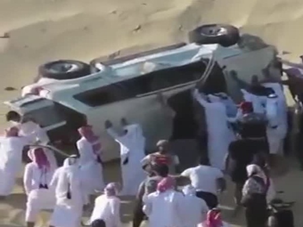 شاهد ما انتهى له تطعيس هذه السيارة