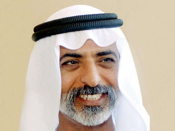 حضور الشيخ نهيان بن مبارك حفل الأسطورة وينتن مارساليس