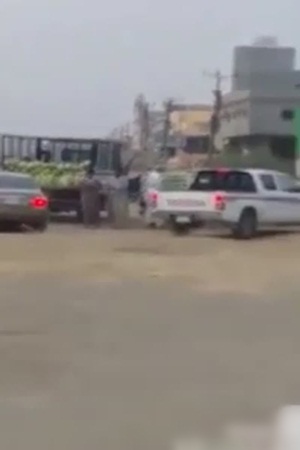 شاهد .. دخل يومي لمتسولة يتعدى 3 آلاف ريال .. يوميًا