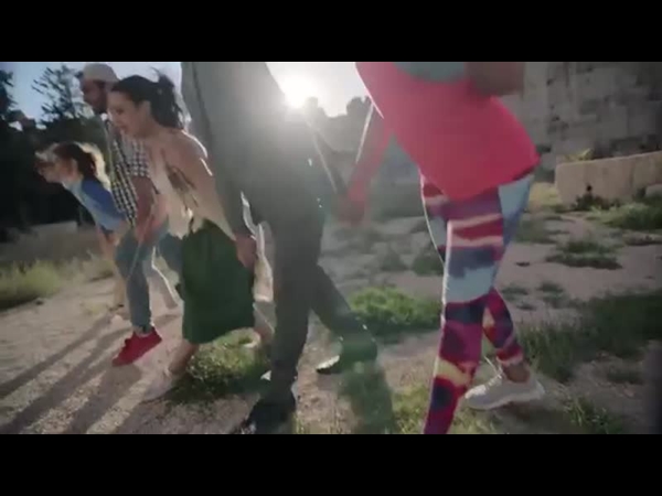 شاهد إرشادات السلامة على الطائرات بأظرف الطرق فقط على متن هذه الخطوط الجوية