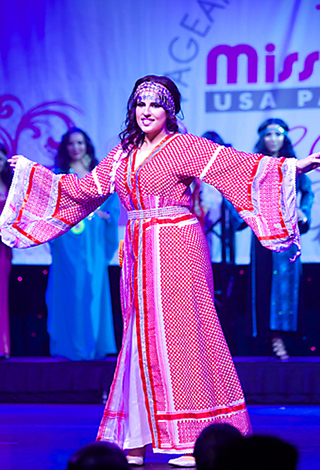 ملكة جمال العرب في أمريكا ... لبنانية