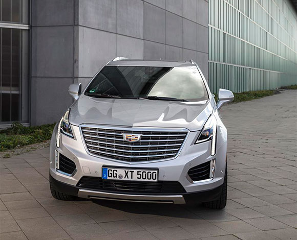 كاديلاك XT5 الجديدة: الفخامة في سيارة عائلية من طراز كروس أوفر