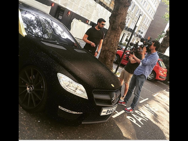 شاهد سيارة رادينوفا المرسيدس المرصعة بشواروفسكي