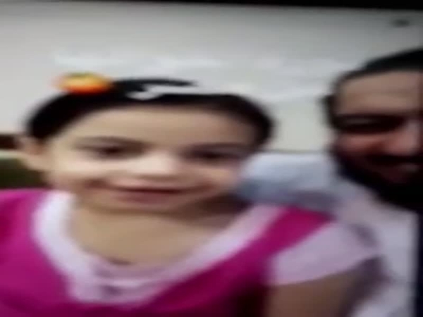 شاهد رجل سعودي لديه جامعة عربية بمنزله
