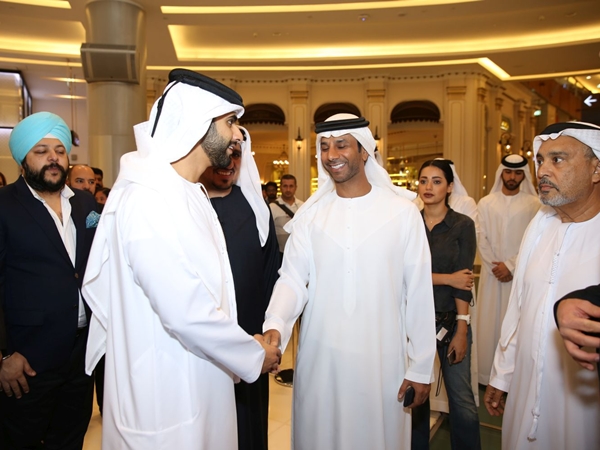 الشيخ منصور بن محمد بن راشد ال مكتوم وفايز السعيد احتفلا مع هوبلو الشرق الاوسط في دبي