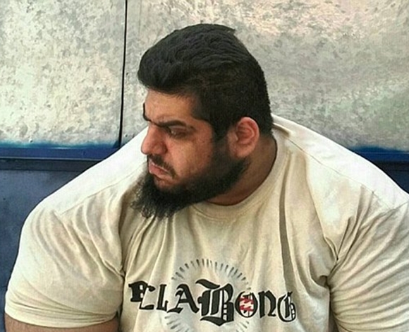 وحش بشري أم رافع أثقال؟ تعرفوا على هالك الإيراني