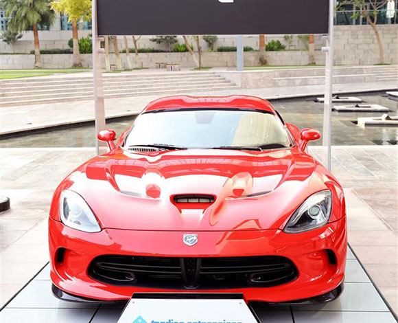 Motor Village يجمع السيارات الفارهة في دبي