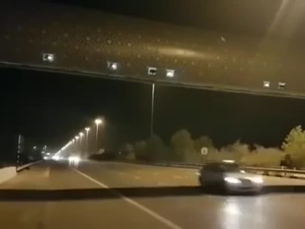 بالفيديو .. مواطن يوثّق مخالفات ساهر على الطرق السريعة في مكة