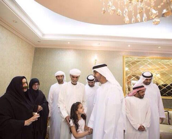 الإمارات الأولى عالمياً في احترام المرأة ... والإماراتيون يباركون  
