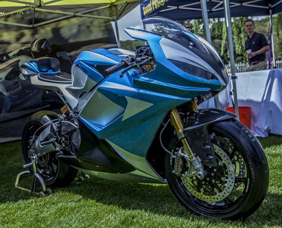 دراجة Lightning LS-218 البخارية... الأفضل لمحبي التفحيط