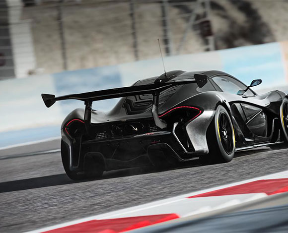 "ماكلارين P1 GTR" تكشف عن مقصورتها الداخلية