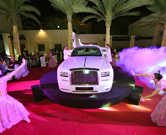 دبي تستقبل "Rolls-Royce Maharaja Phantom Drophead Coupe"