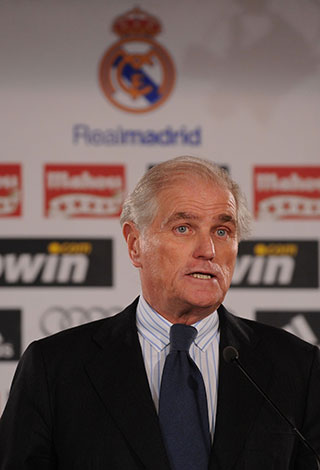 لاعبو ريال مدريد يتمردون... والسبب!