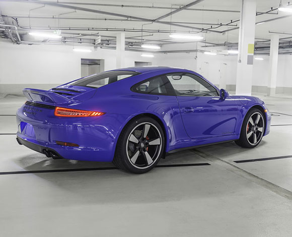 بورش تطلق نسخة محدودة من سيارة 911 GTS Club Coupe