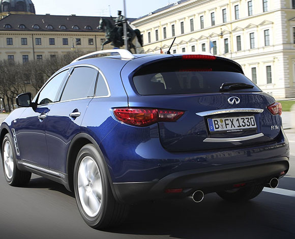 ‘إنفينيتيQX70‘ على استعداد كامل للطرق الوعرة